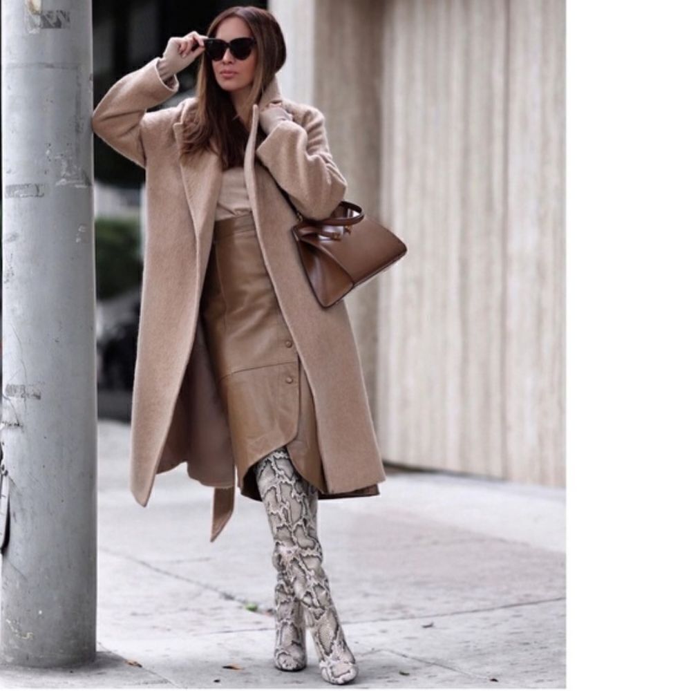 NWT ZARA BOOTS SNAKE PRINT INNER PLATFORM LEATHER HEELED KNEE HIGHโBOOTS - Picture 2 of 14